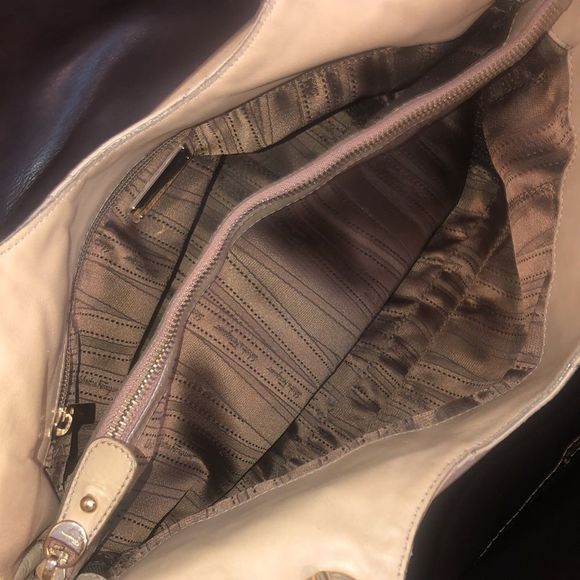 SALVATORE FERRAGAMO Gancini Embroidered Leather Betulla Side Pocket Shoulder Bag - Picture 14 of 17